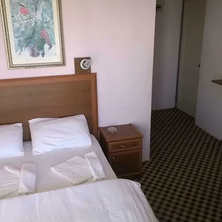 Helin Hotel 3*
